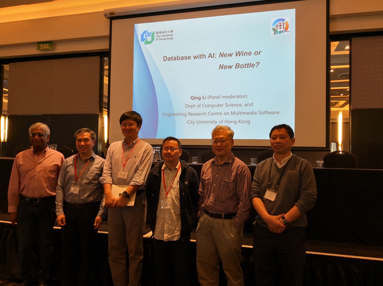 图5 主题讨论中的嘉宾。从左到右顺序依次为，C. Mohan教授、郑振刚教授、周晓方教授、李青教授（主持人）、Ho-fung Leung教授、李雪教授