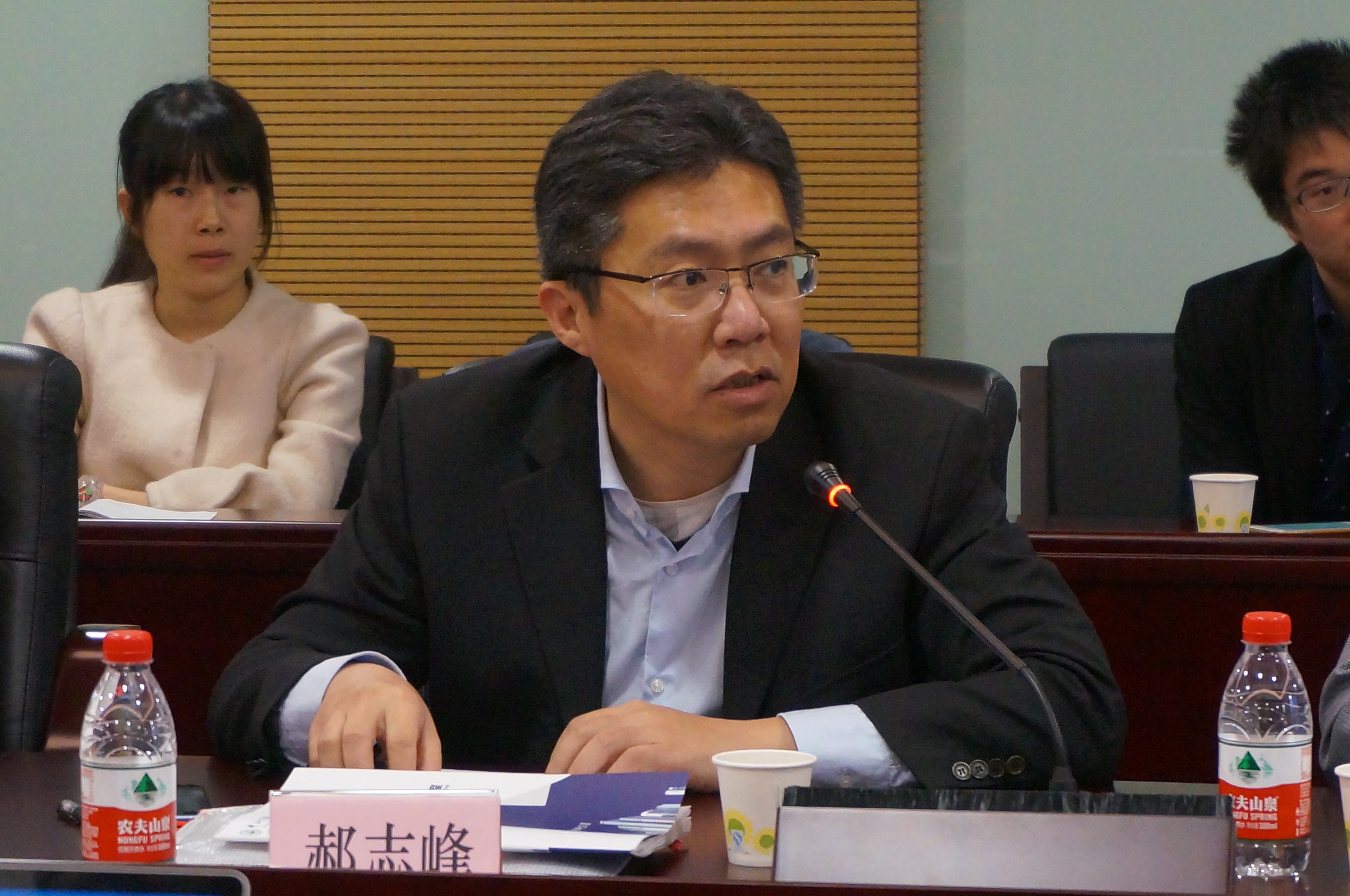 郝志峰教授会上指导工作